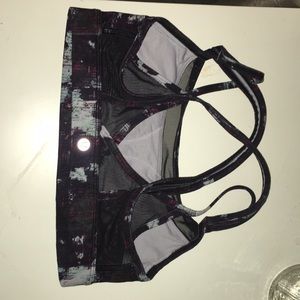 LuluLemon sports bra